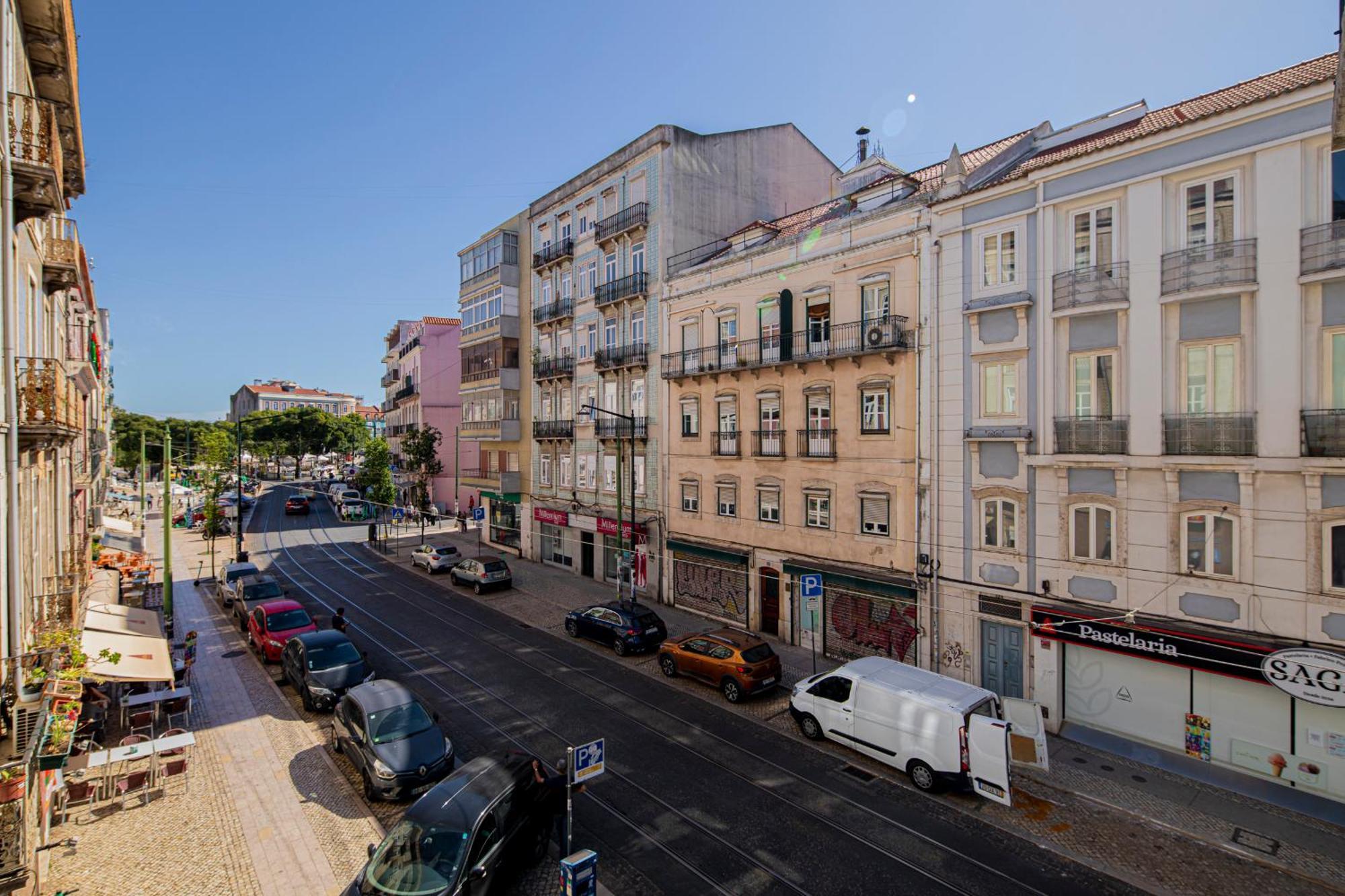 Castelo Superior Two Bedroom By Les Deux Mariettes Lissabon