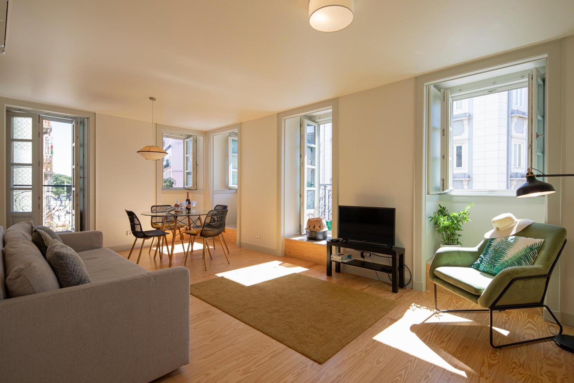 Castelo Superior Two Bedroom By Les Deux Mariettes * Lissabon